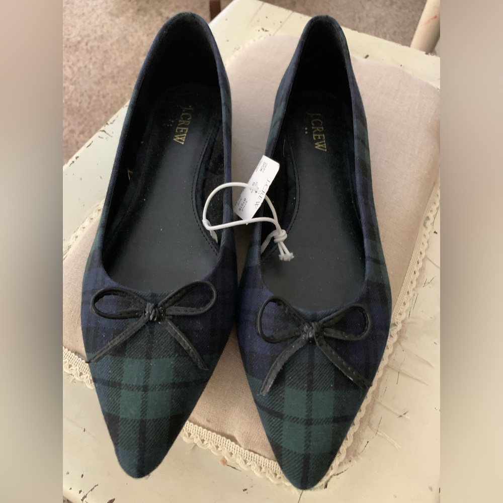 NWT J Crew Blackwatch plaid flat. Size 81/2